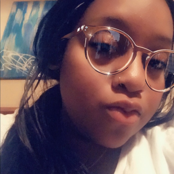 Meet your Posher, Jasmine - Picture 1 of 1